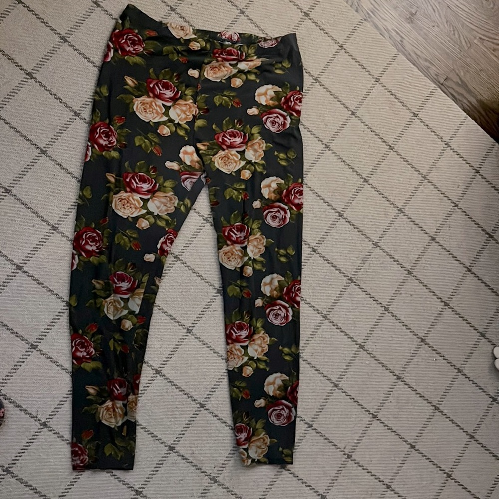 Flower leggings. XL.